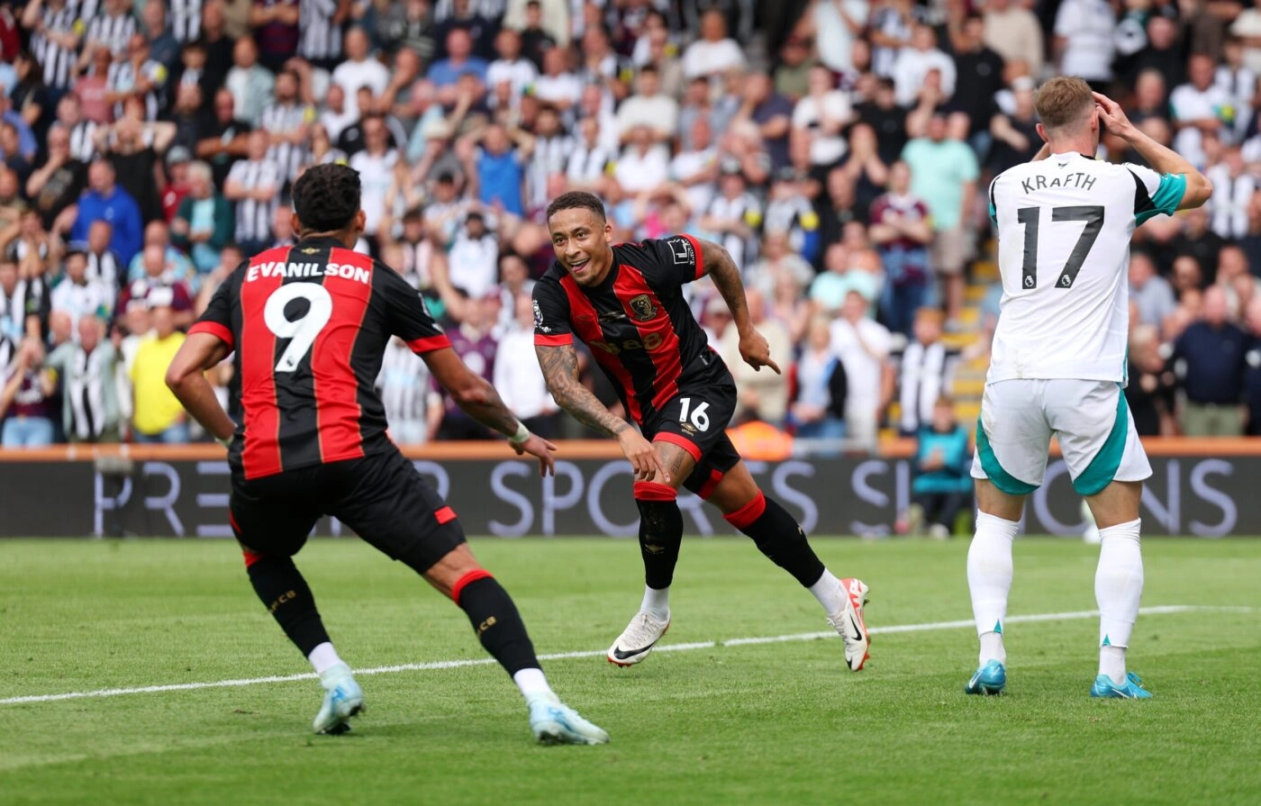 Newcastle vs Bournemouth - Vòng 33 Ngoại Hạng Anh